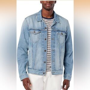 Levi’s Men's Light Blue Denim Jacket